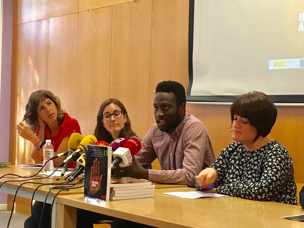 Presentació Informe Anual 2017 racisme a l'Estat espanyol